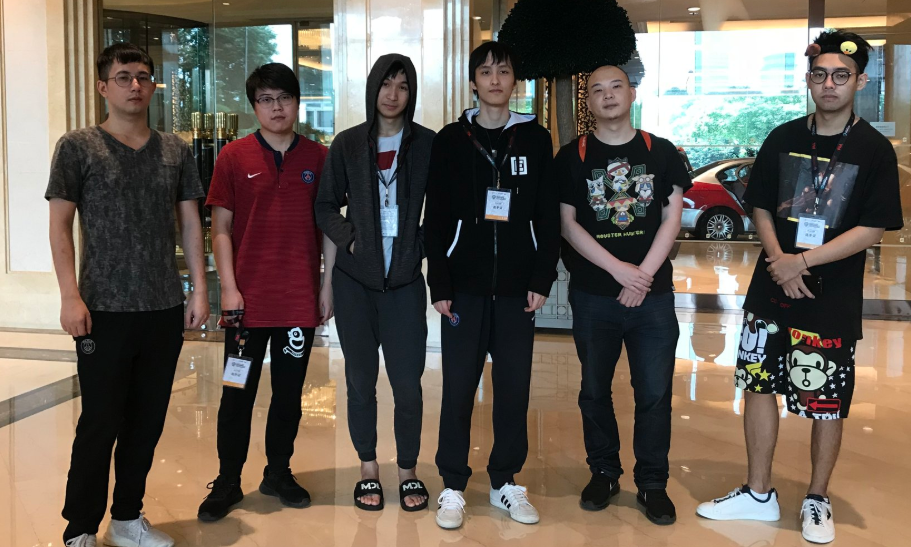 中只访谈1